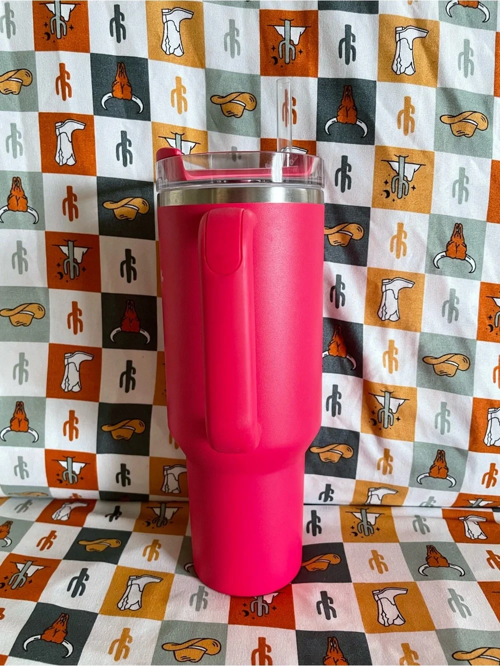 Stanley Hot Pink 40 oz Cup with Handle and Clear Lid - Picture 5 of 8